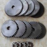 Roues dentées AUBE USINAGE profil spécifique pour crémaillère cric forestier et transport routier Roues dentées AUBE USINAGE profil spécifique pour crémaillère cric forestier et transport routier